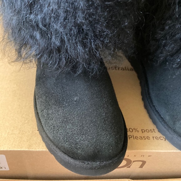 UGG MONGOLIAN CLASSIC TALL SHEEPSKIN CUFF FUR BOOTS BLACK SZ 7 - Picture 16 of 16